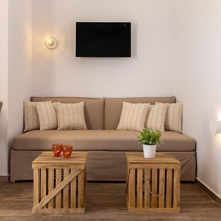 To Rantevou Tis Alykis Rooms & Apartments Kímolos Eksteriør bilde