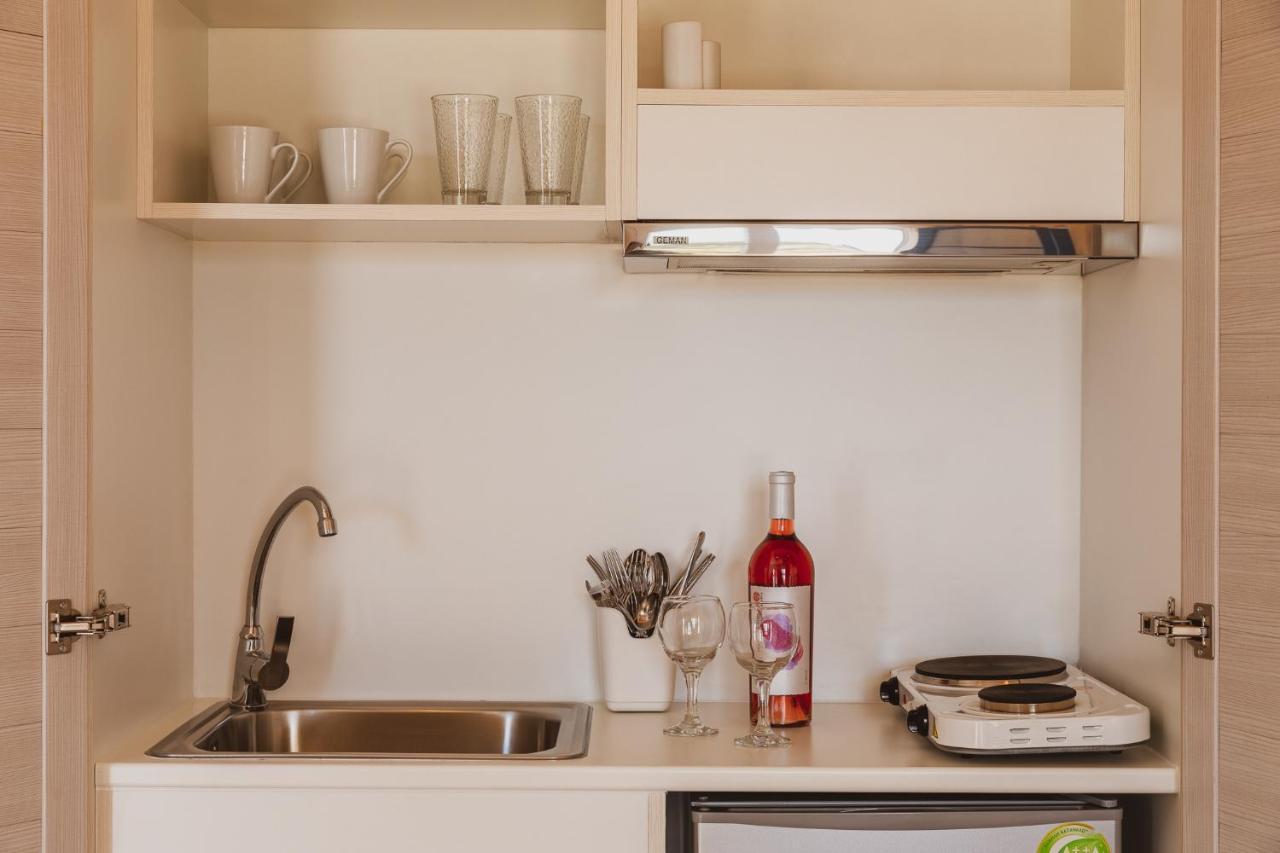 To Rantevou Tis Alykis Rooms & Apartments Kímolos Eksteriør bilde