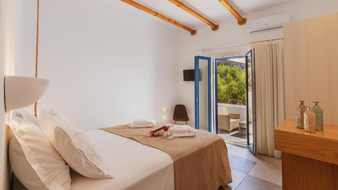 To Rantevou Tis Alykis Rooms & Apartments Kímolos Eksteriør bilde