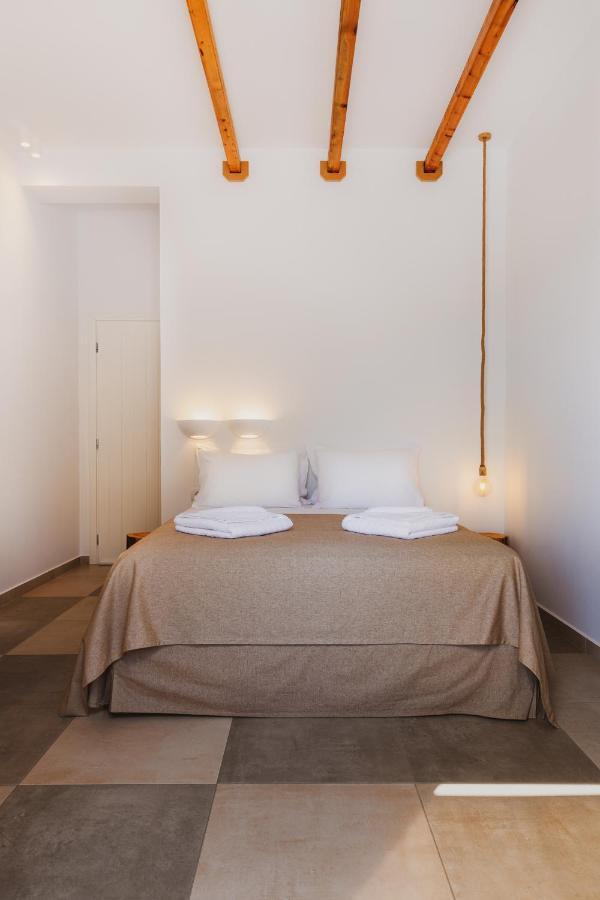 To Rantevou Tis Alykis Rooms & Apartments Kímolos Eksteriør bilde